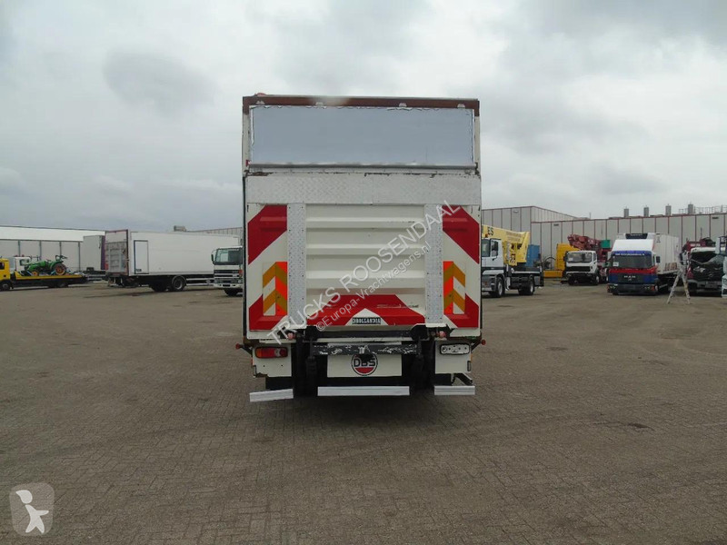 شاحنة DAF 65220 + LIFT