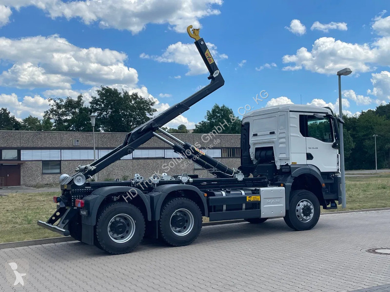 شاحنة MAN 33.440 MAN  33.440 6x6 Euro6e Hyva