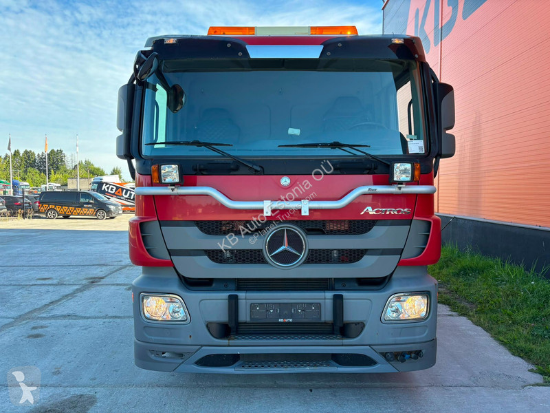 Camion Mercedes 1832 4x2 FASSI F135A22 / BOX...