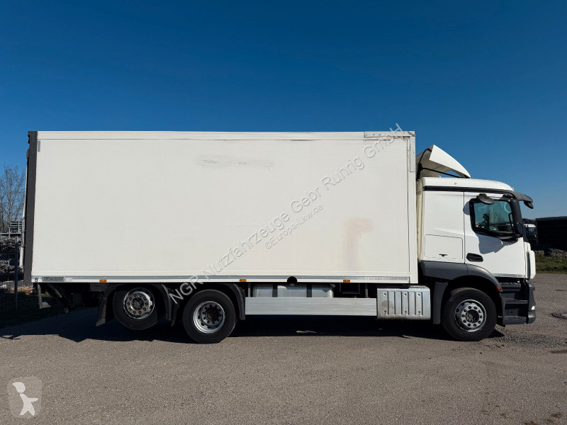 شاحنة Mercedes 2543 MP4 6x2 Thermoking T600R |...