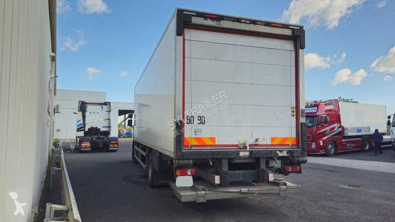 شاحنة Renault  D WIDE 280 DXI