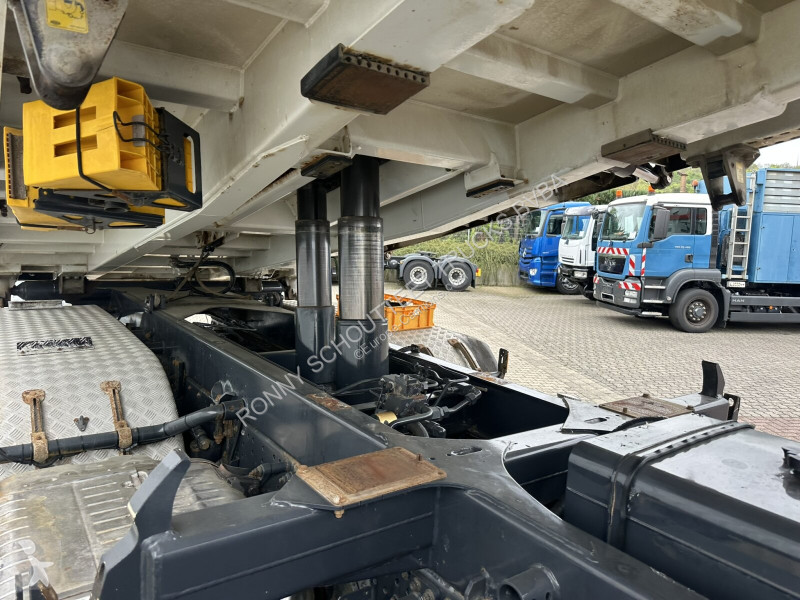 شاحنة  Trakker AD340T45 8x4 Trakker AD340T45...