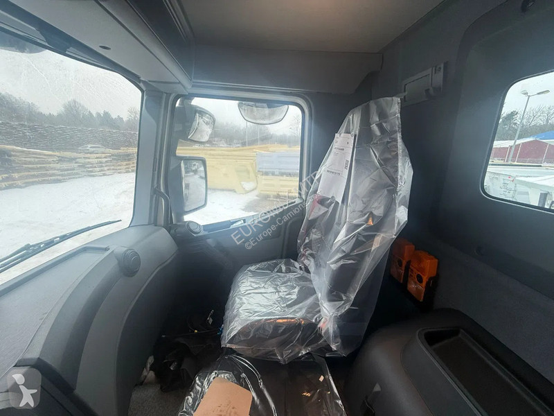شاحنة Renault K480 Renault K480 8X4 EuromixMTP...