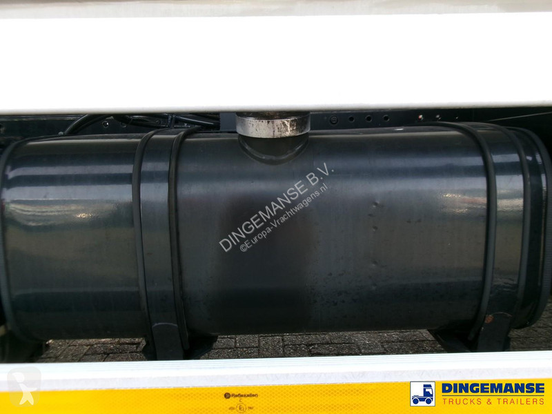 شاحنة MAN 26.340 6X2 RHD fuel tank 21 m3 / 5 comp