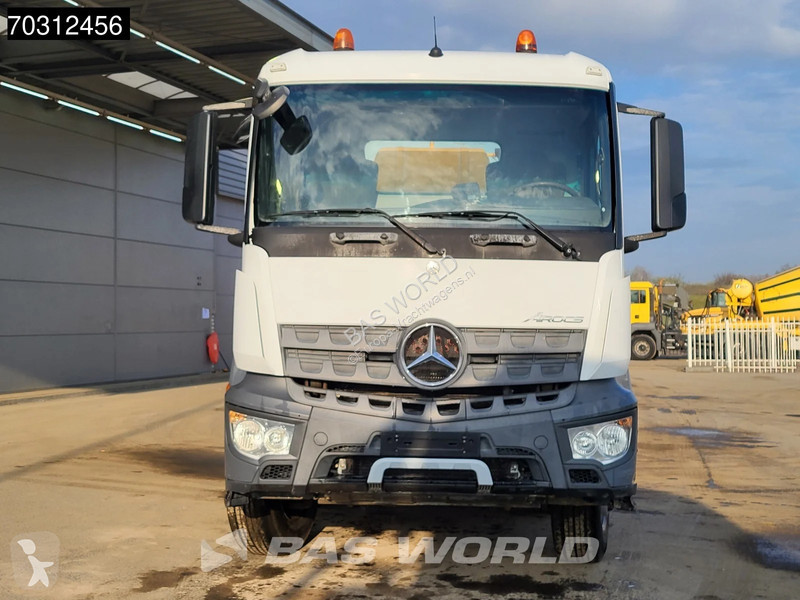 Betonárske zariadenie Mercedes 3240 8X4 9m3...
