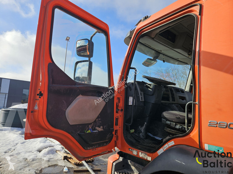 Camion Volvo FL 4X2