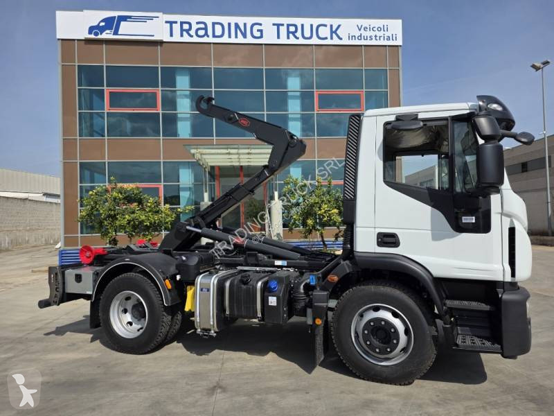 شاحنة Iveco