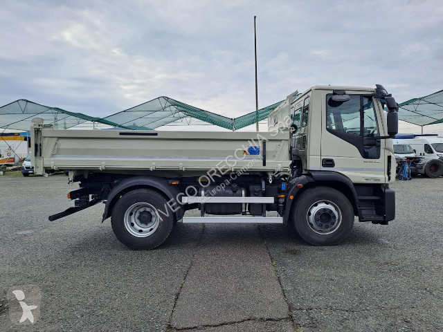 Iveco EUROCARGO ML160E32K truck