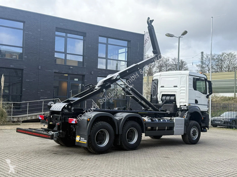 Lastbil MAN 33.440 MAN  33.440 6x6 Euro6e Hyva...