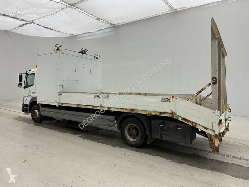شاحنة Mercedes 1324