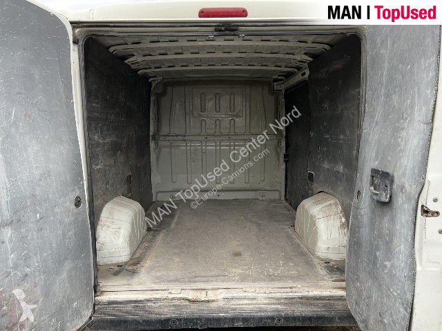 Véhicule utilitaire Peugeot BOXER