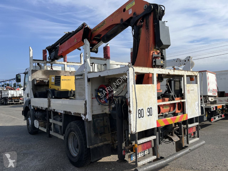 شاحنة Renault 370