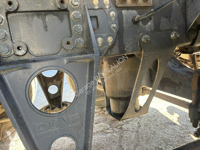 Camion DAF BRAS HYDRAULIQUE essieu 3 relevable...