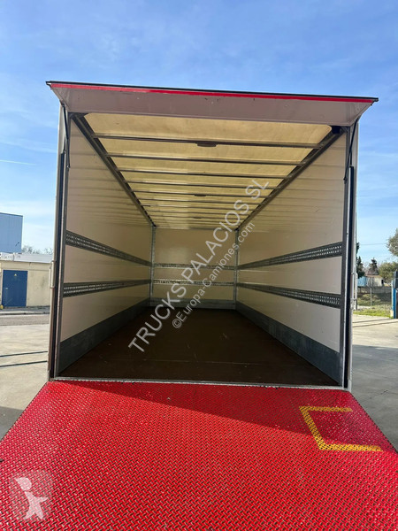 Vrachtwagen Renault D D12.240