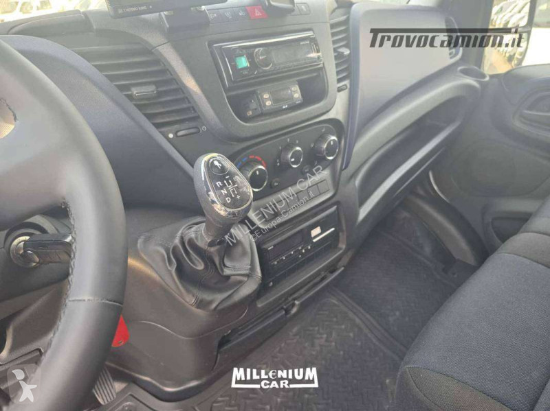 Camion Iveco 72-18 HI MATIC 2018 EURO 6 CELLA 5,20
