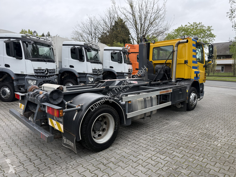 Camion DAF CF 220 Haken Ex-Flughafen