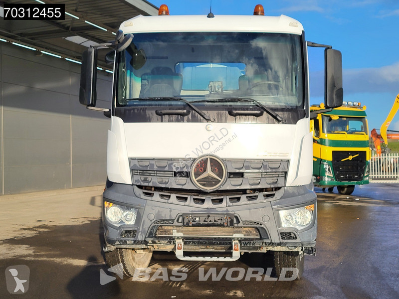 Betonárske zariadenie Mercedes 3240 8X4 9m3...