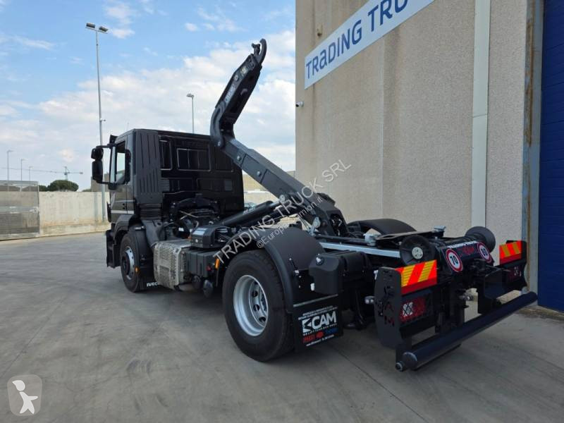 شاحنة Iveco