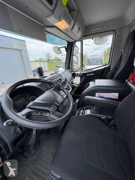 شاحنة Iveco