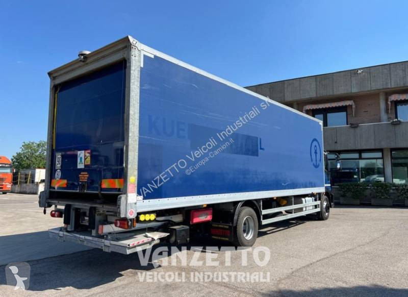 شاحنة Iveco