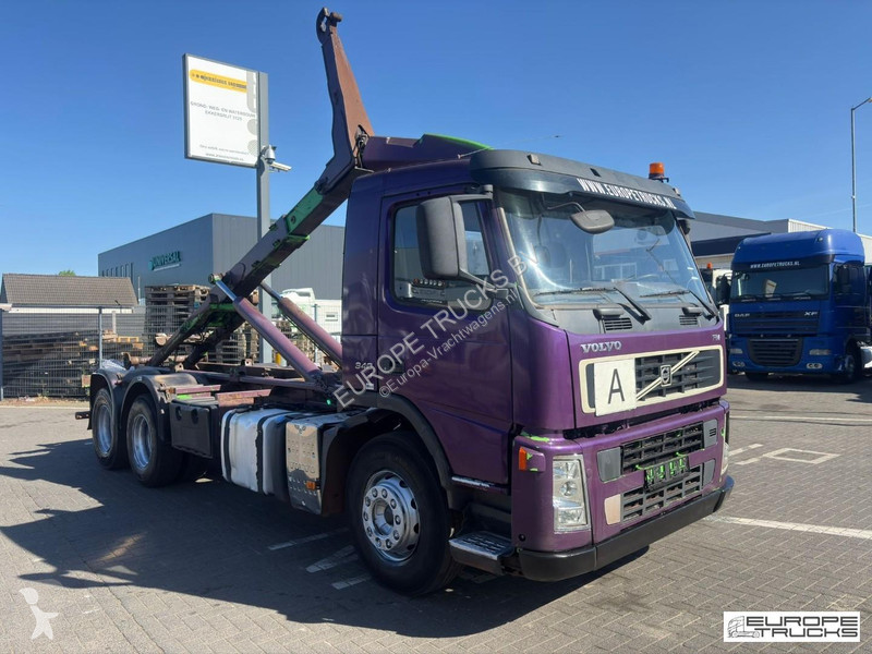 Camion Volvo 340 Full Steel - Manual - 20T Hook