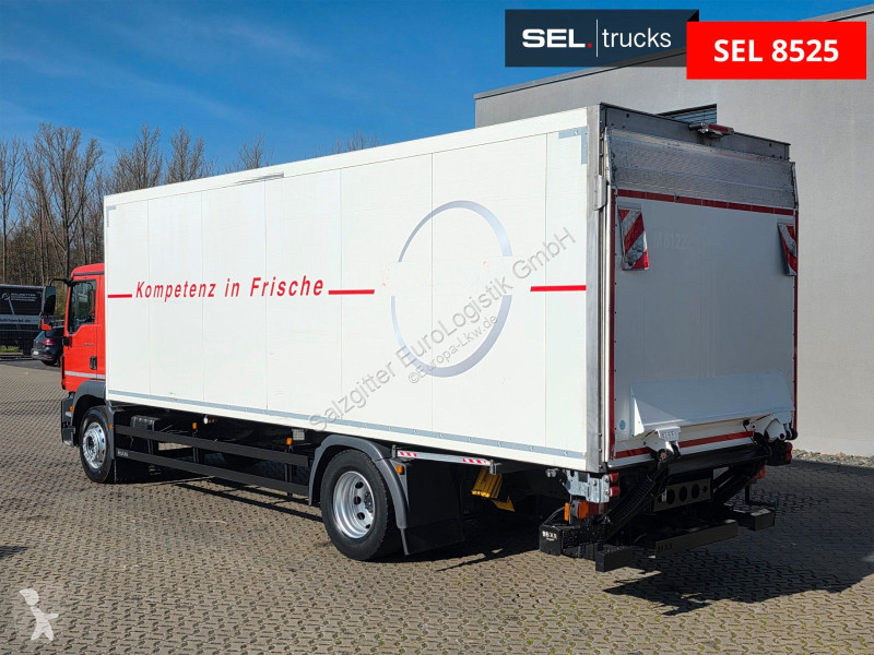 شاحنة MAN 18.250 4x2 LL / Ladebordwand /...