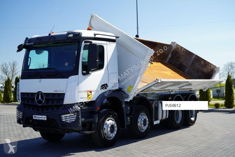 شاحنة Mercedes AROCS 3243 / 8x4 / WYWROTKA...