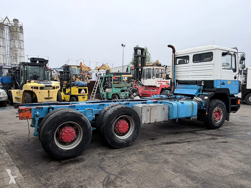 شاحنة MAN 26 .332 Chassis Cabine 6x4 Manual...