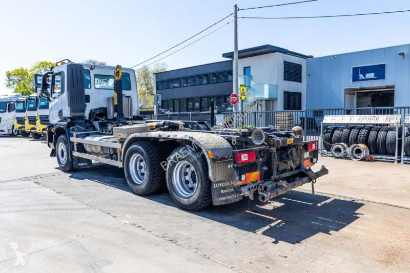 شاحنة Iveco 460
