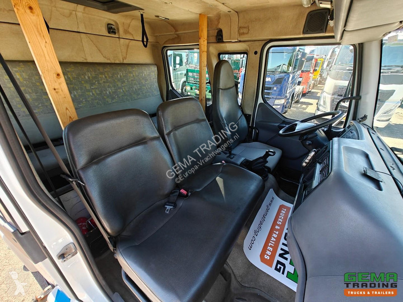 شاحنة Renault 270 4x2 Double Cab (7-seater)...