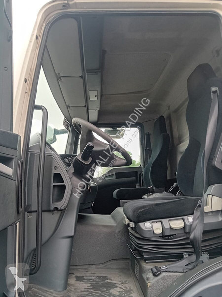Camion MAN 340