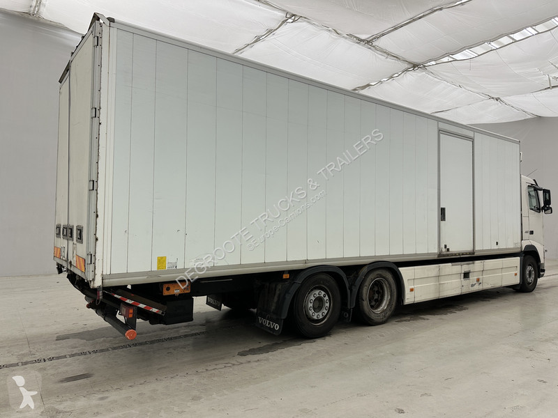 شاحنة Volvo 420 - 6x2