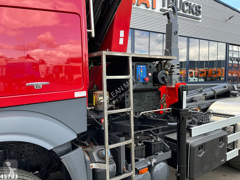 Camion Mercedes 3251 8x4 Euro 6 HMF 26 Tonmeter...