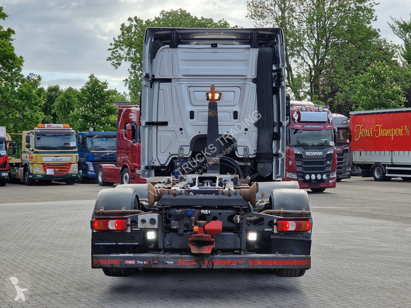 Camion Mercedes 2558 6x2 - AJK Hooklift 20T -...