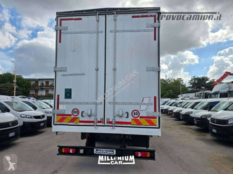 شاحنة Iveco 180E28 CENTINATO 9,60 (2017)