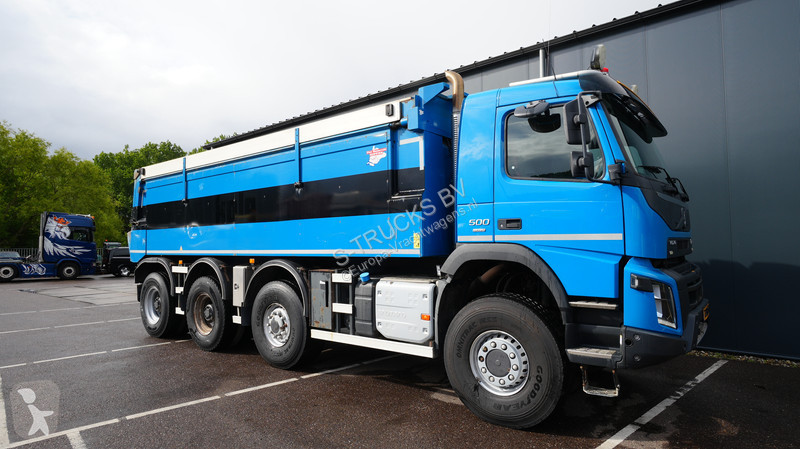 شاحنة Volvo 500 8x8 tipper 342.000km
