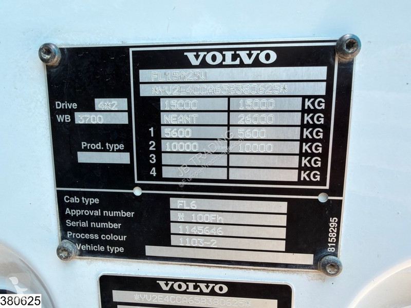 شاحنة Volvo 250 EURO 3, 10500 Liter, 4. Comp, PTO