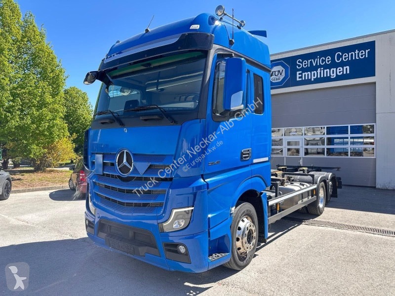 Mercedes 2546 Komplettzug + KÖGEL Lafette...