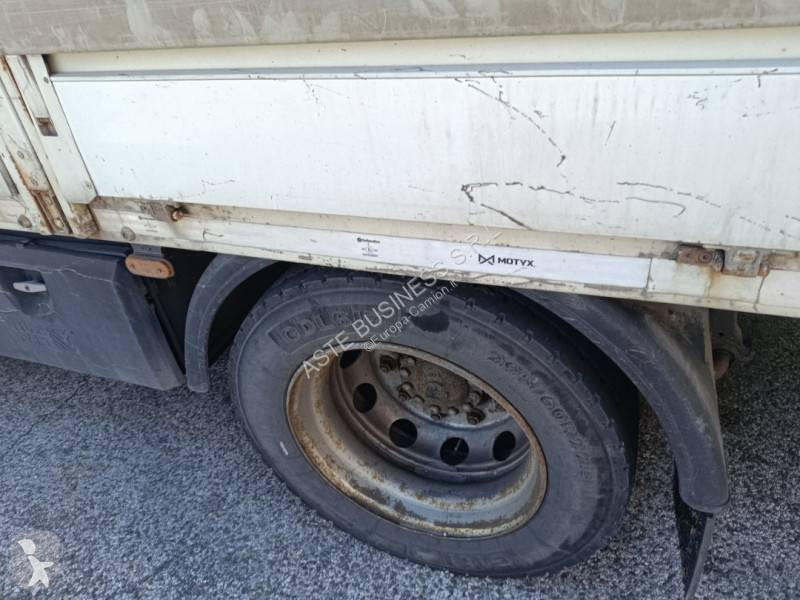 شاحنة Iveco