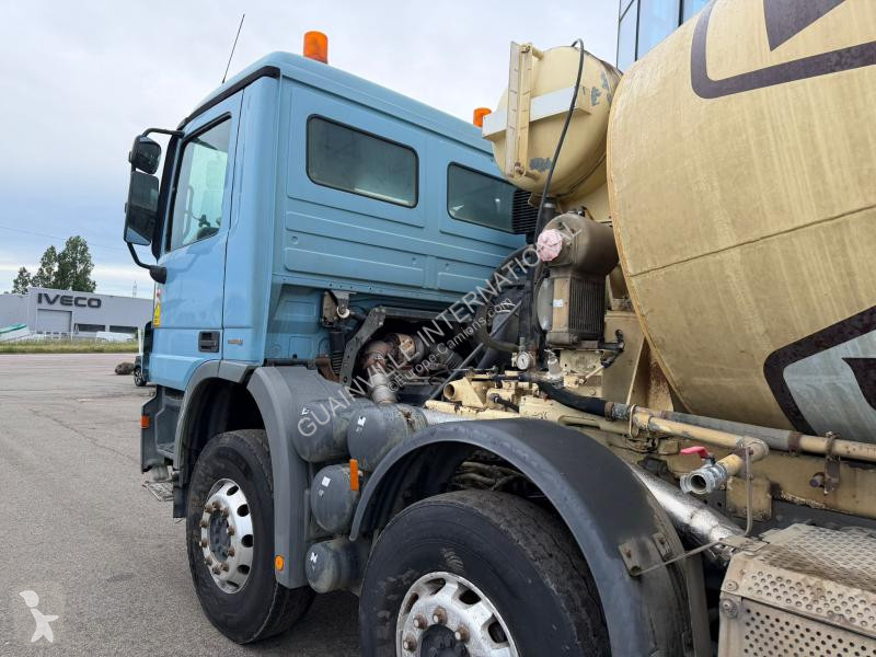 Betonárske zariadenie Mercedes 3236