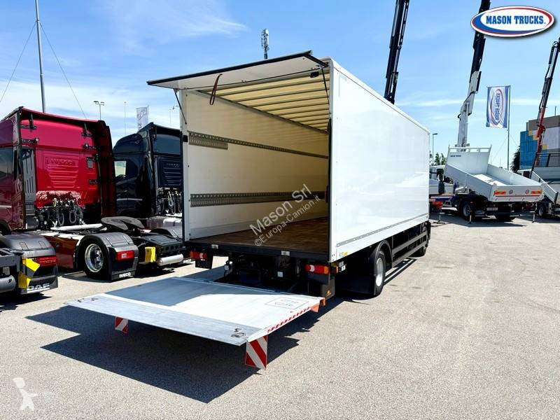 شاحنة Iveco