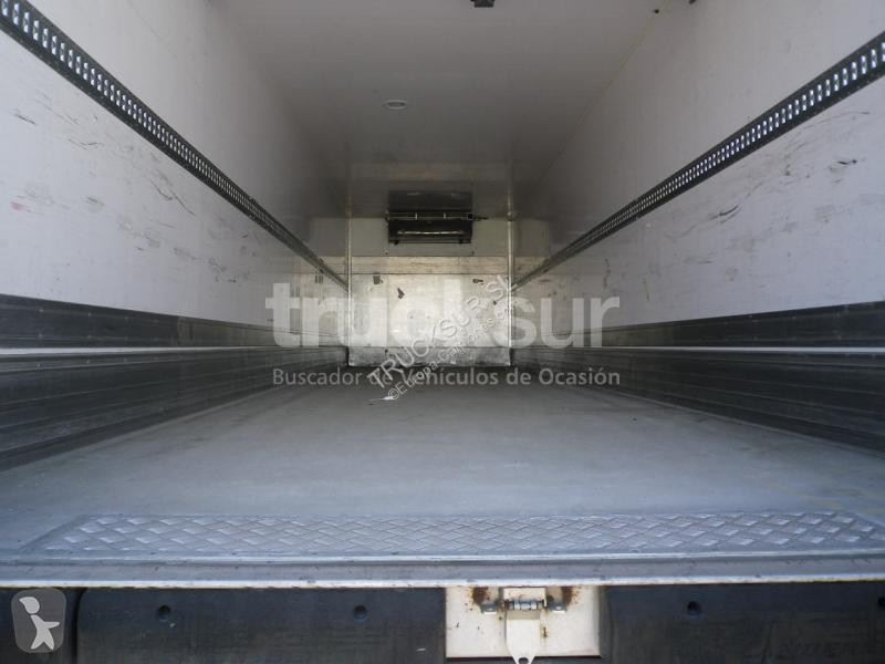 شاحنة Renault ejes 6x2*4 D320.26