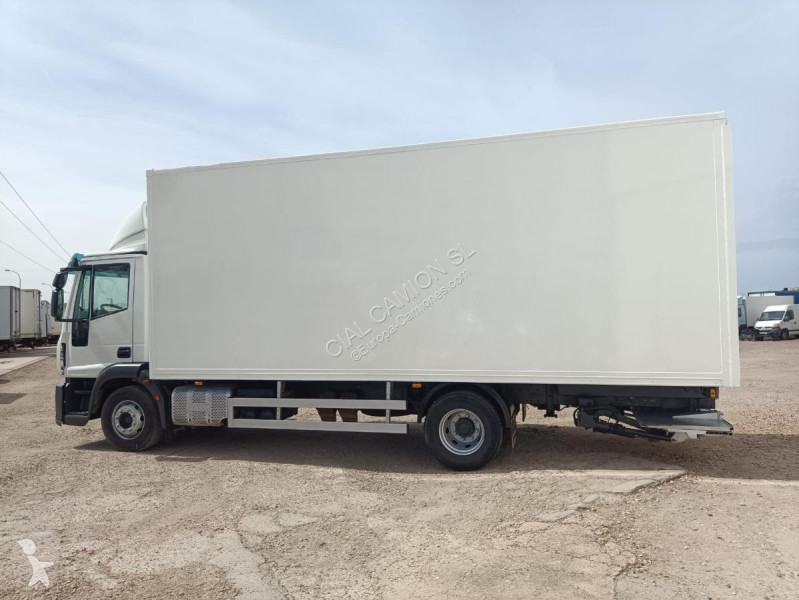 شاحنة Iveco  IG140E2CA