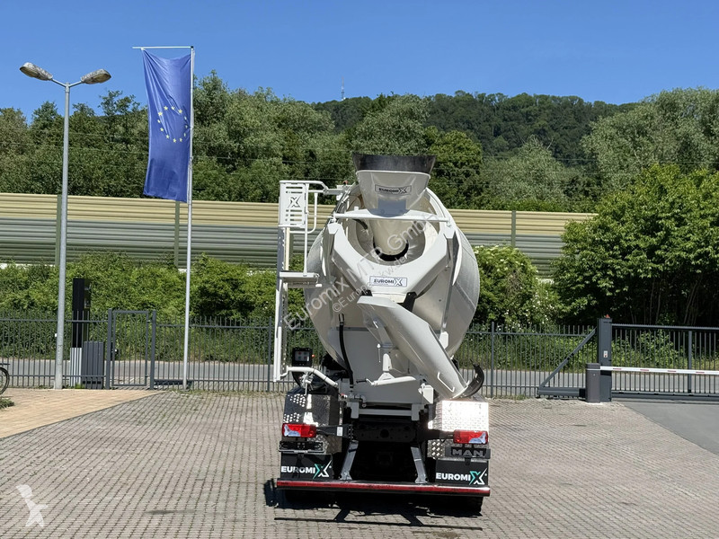 Camión MAN TGS 41400 MAN TGS 41.400 8x4 Euro 2...