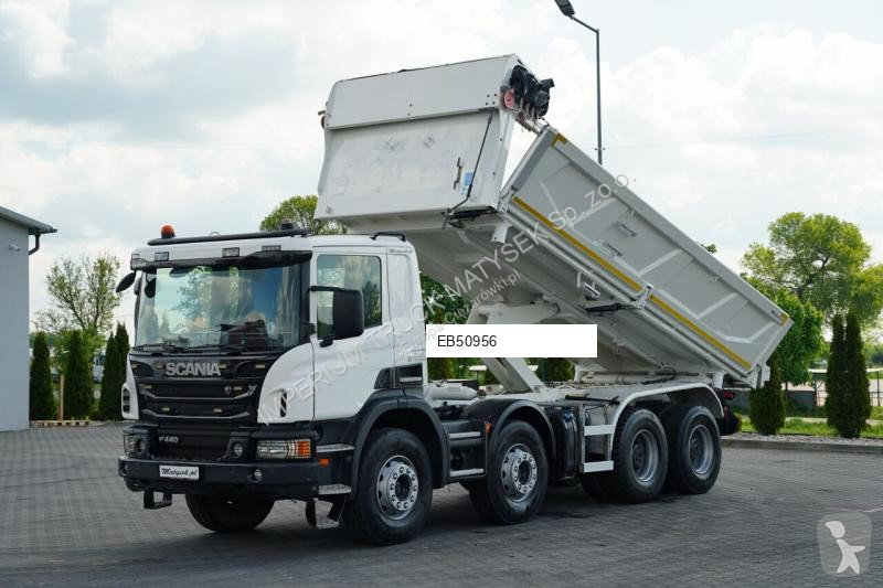 شاحنة Scania P 440 / 8x4 / WYWROTKA 2 STRONNA /...