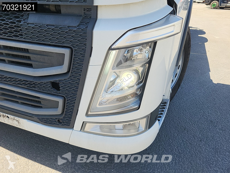 شاحنة Volvo 500  6X2 Chassis Full Air...