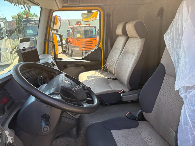 شاحنة Renault 220 DXI + CARRIER XARIOS 600 +...