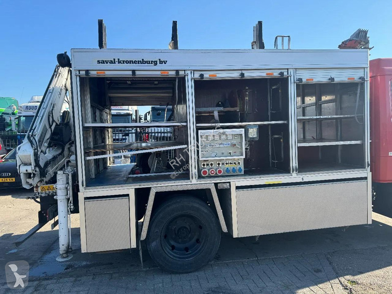 شاحنة Mercedes 4X2 FIRE TRUCK HIAB 050A ONLY...