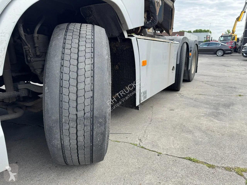 شاحنة Volvo 460 6X2 PALFINGER 23001 + REMOTE...