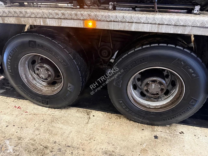 Betonárske zariadenie Renault C480 8X4 BELT +...
